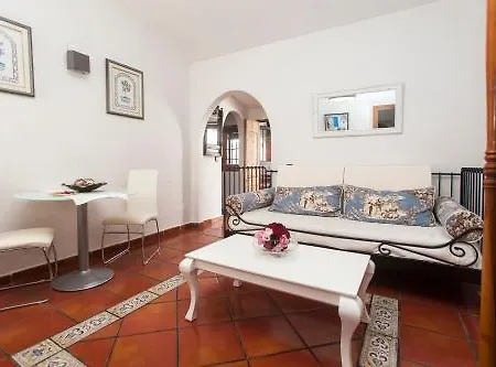 Puerta De Aduares Apartahotel